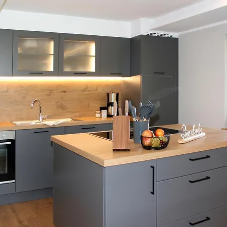 Bergzauber Wohlfuehlchalets - Skipiste - Private Sauna Apartament