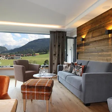 Apartament Bergzauber Wohlfuehlchalets - Skipiste - Private Sauna