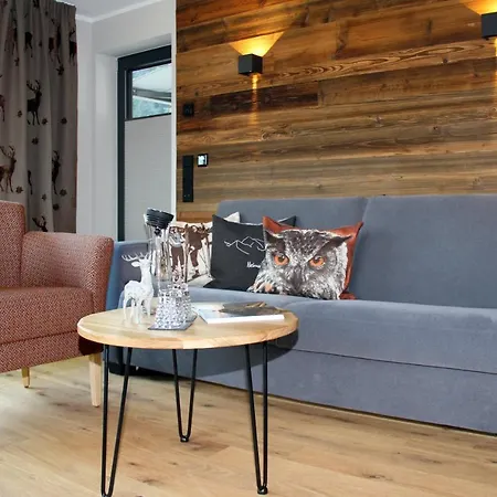 Bergzauber Wohlfuehlchalets - Skipiste - Private Sauna Apartament