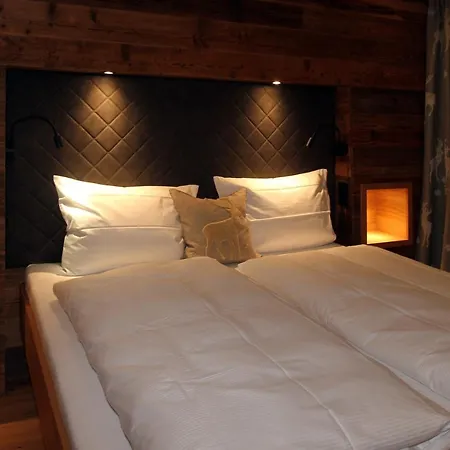 Bergzauber Wohlfuehlchalets - Skipiste - Private Sauna * Bolsterlang