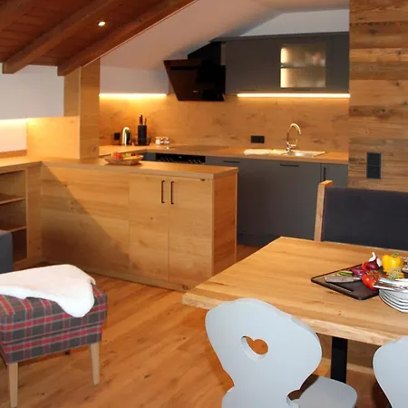 Apartment Bergzauber Wohlfuehlchalets - Skipiste - Private Sauna Bolsterlang