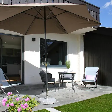 Bergzauber Wohlfuehlchalets - Skipiste - Private Sauna * Bolsterlang